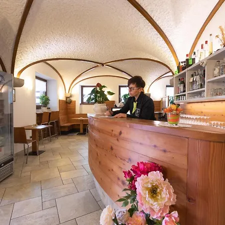 Del Negro Hotel Sùtrio
