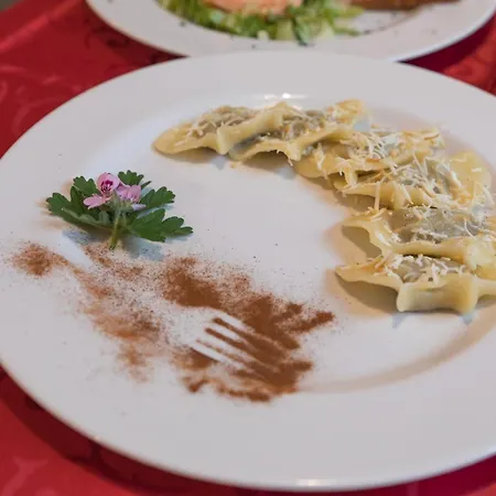 Del Negro Hotel Sùtrio