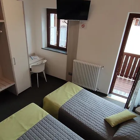 Del Negro 3* Sùtrio