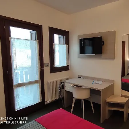 Hotel Del Negro Sùtrio